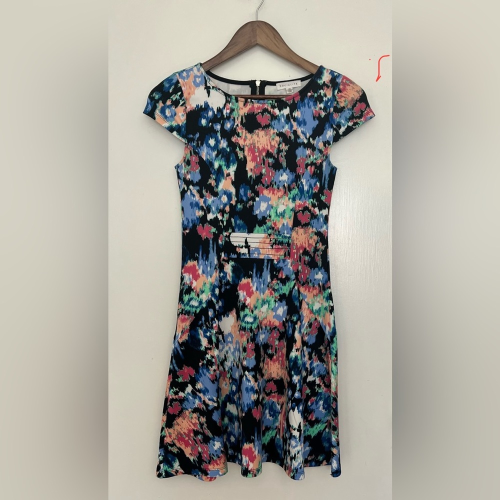 Pre-owned- Good condition